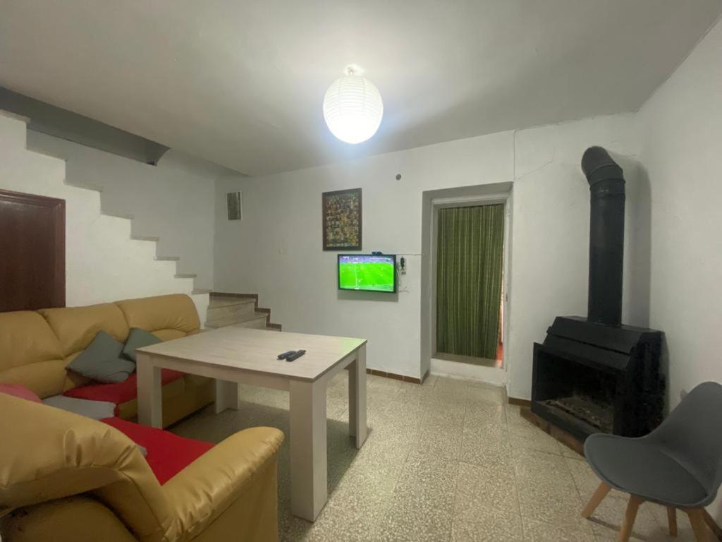 Casa Chiqui Villa Zahara De La Sierra Luaran gambar